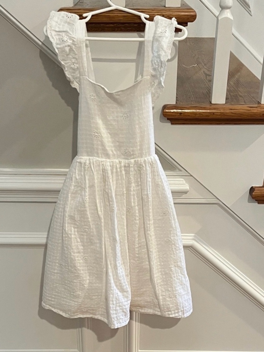 White Eyelet Ruffle Strap Girls' Dress size 7/8